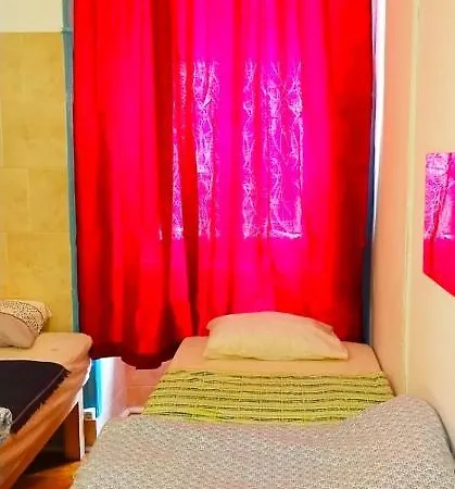 Vendégház Lisbangla Salitre *